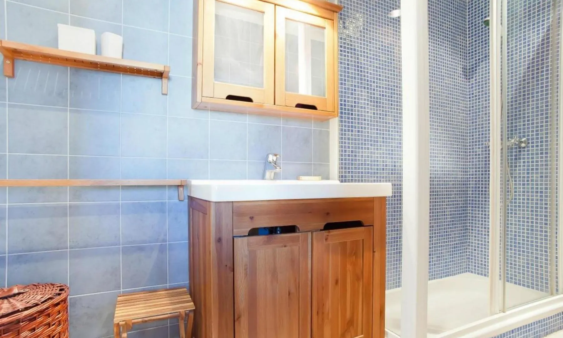 Ferienwohnung Fuer 4 Personen Ca 75 Qm In Barcelona-Eixample, Costa Brava Costa Del Maresme